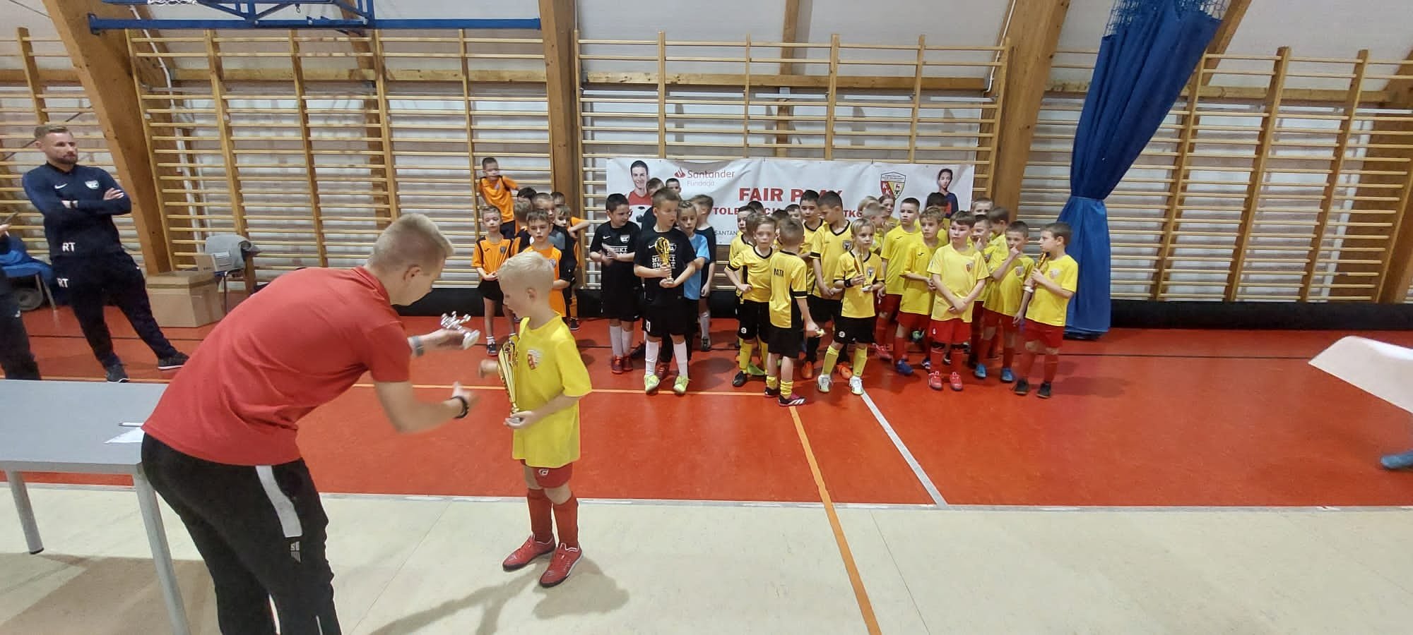 modzi-adepci-futbolu-w-akcji-121438