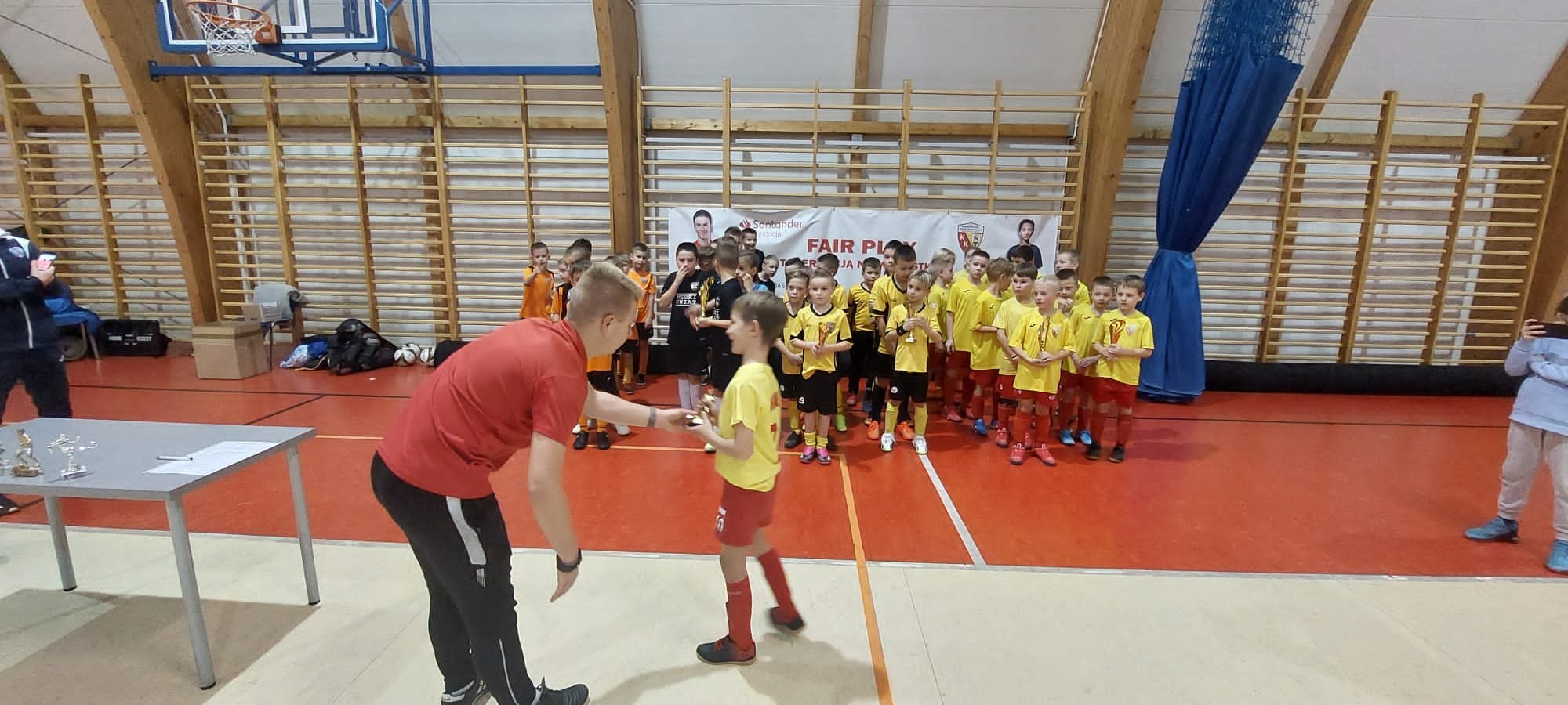 modzi-adepci-futbolu-w-akcji-121438