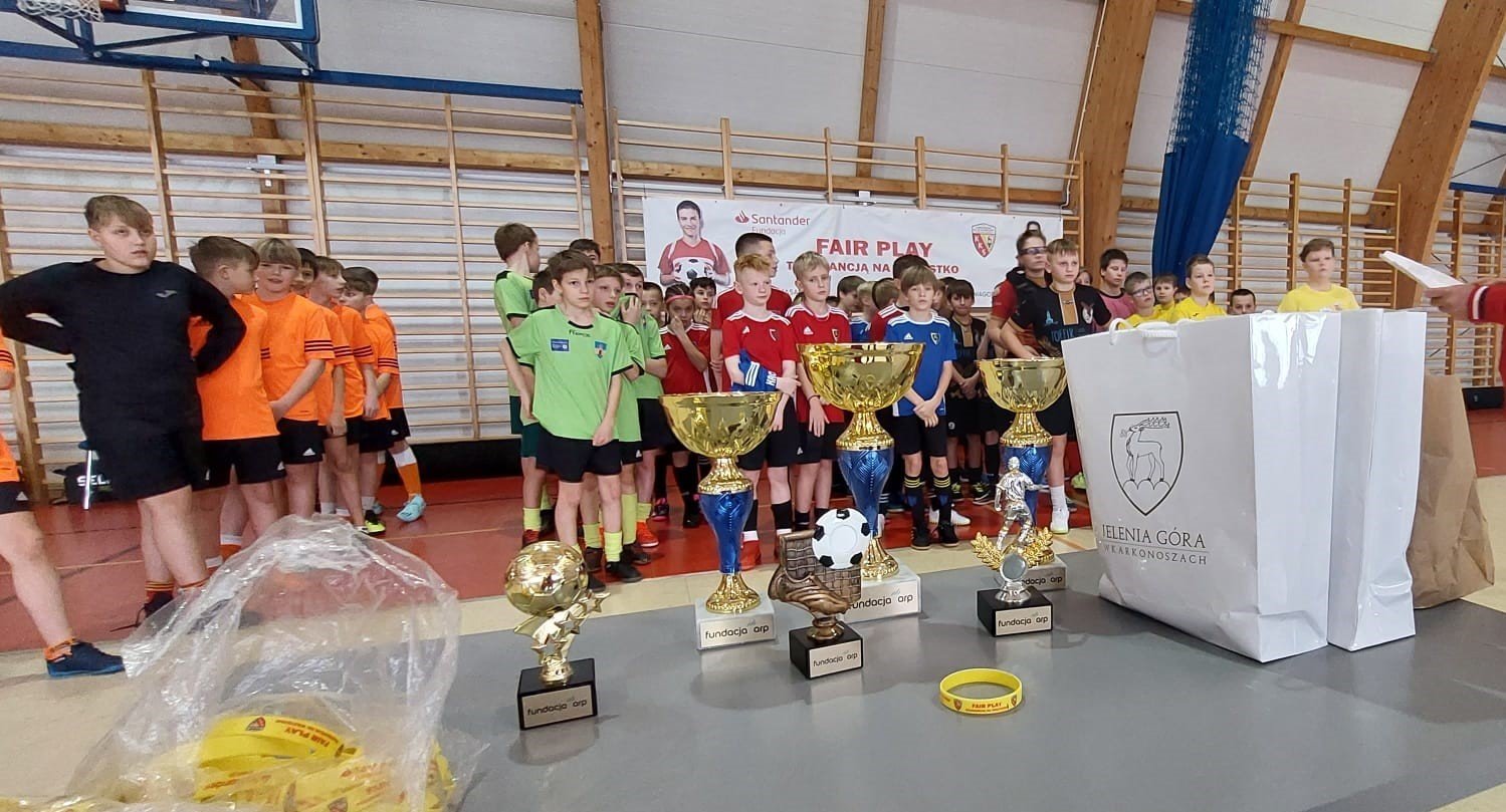 orze-wskoczy-na-szczyt-121455