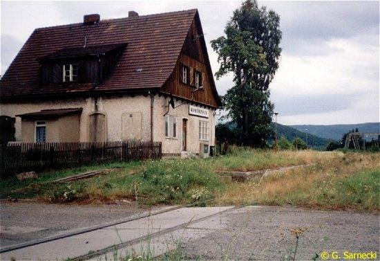 Dawna stacja Kostrzyca. Fot. Ogólnopolska Baza Kolejowa