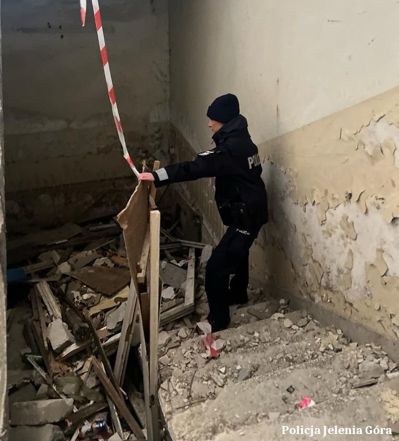 policjanci-szukaja-bezdomnych-121534