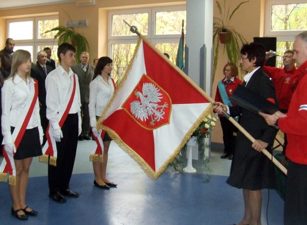 ratownicy-gorscy-patronami-szkoy-w-karpaczu-12155