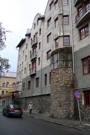 mia-byc-hotel-beda-mieszkania-i-sklepy-12156