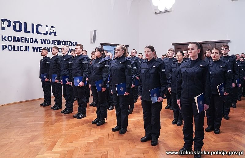 slubowanie-nowych-policjantow-121560