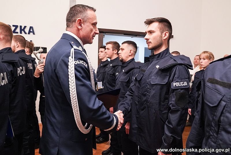 slubowanie-nowych-policjantow-121560