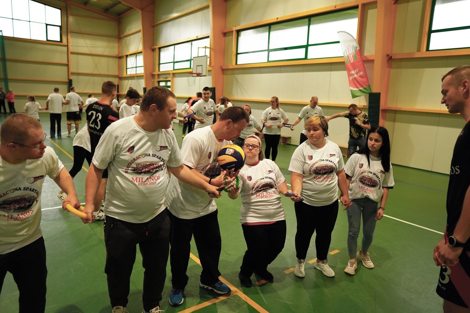 milanos-z-miosci-do-sportu-i-gor-121585