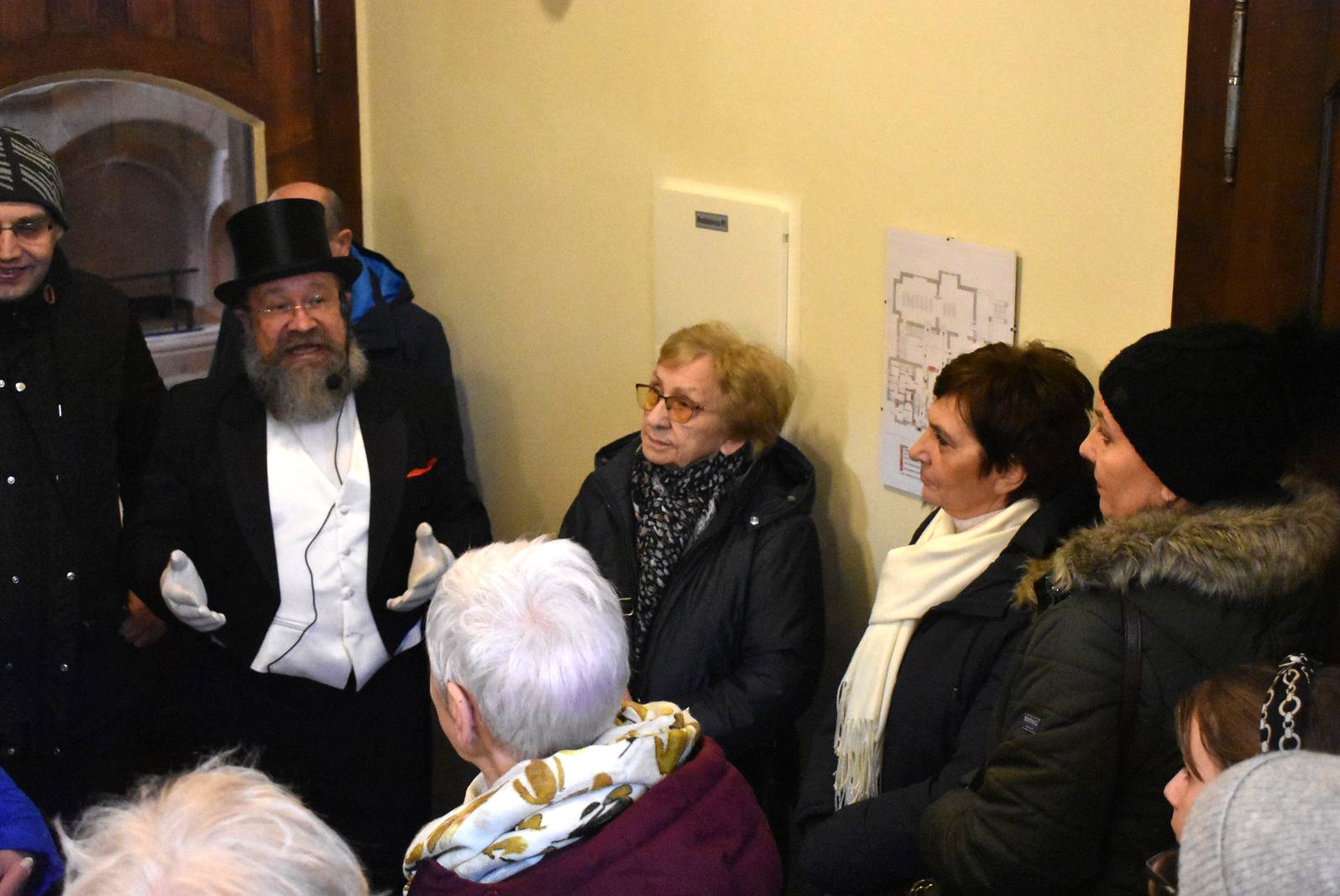 tumy-na-otwartym-dniu-w-zameczku-121612