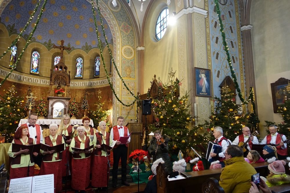 koledowali-w-piechowicach-121686