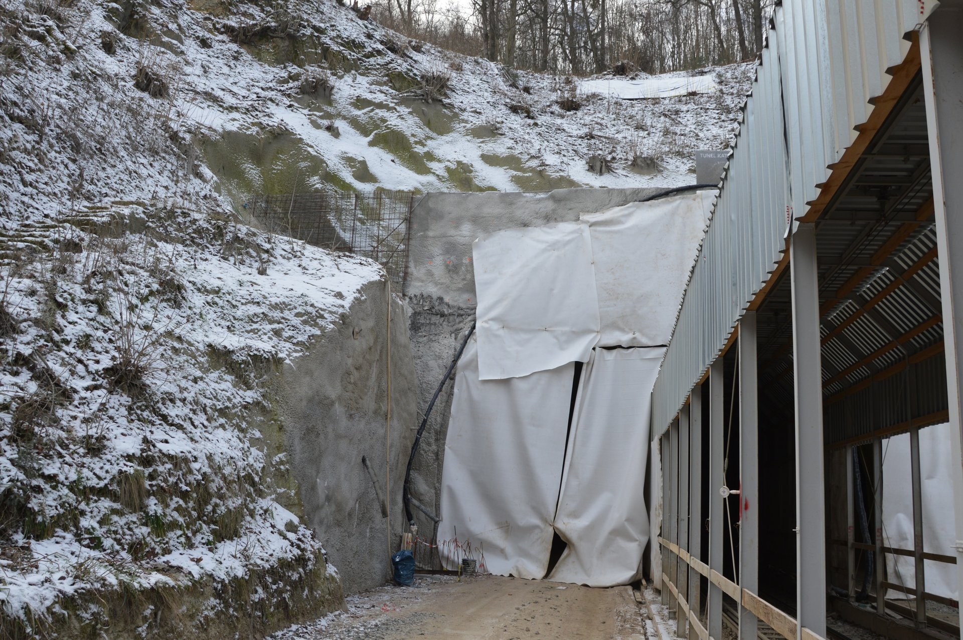 koncza-sie-prace-w-tunelu-121691