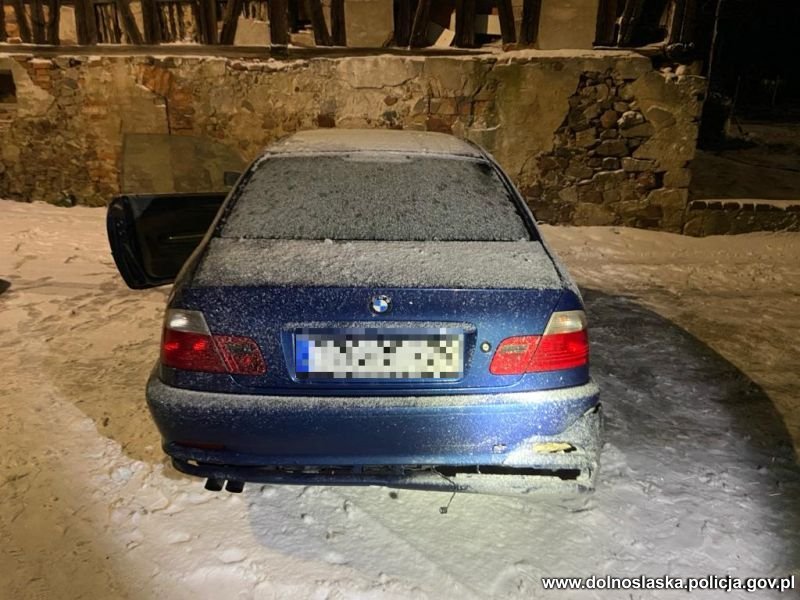 mia-pomoc-odpalic-a-ukrad-bmw-121742