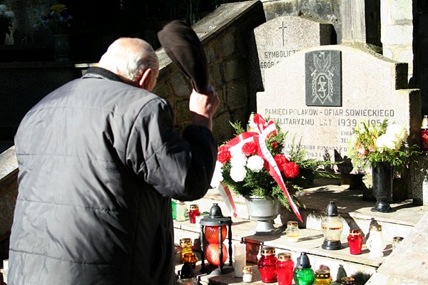 tumy-na-wszystkich-swietych-wieczorne-klimaty-12176