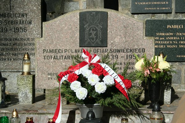 tumy-na-wszystkich-swietych-wieczorne-klimaty-12176