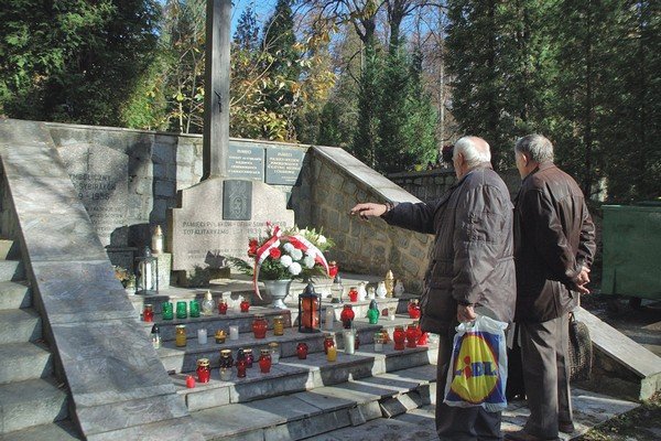 tumy-na-wszystkich-swietych-wieczorne-klimaty-12176