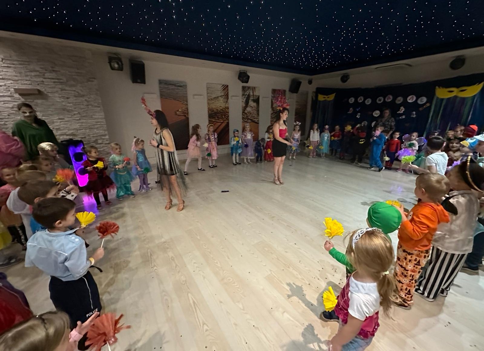 karnawaowa-magiczna-noc-w-akademii-happy-kids-121903