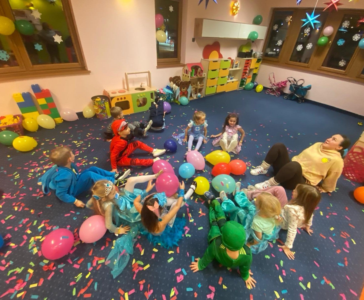 karnawaowa-magiczna-noc-w-akademii-happy-kids-121903