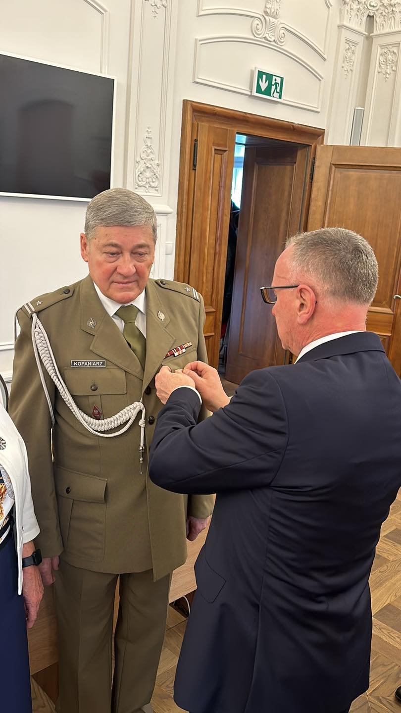zote-gody-z-medalami-od-prezydenta-121955