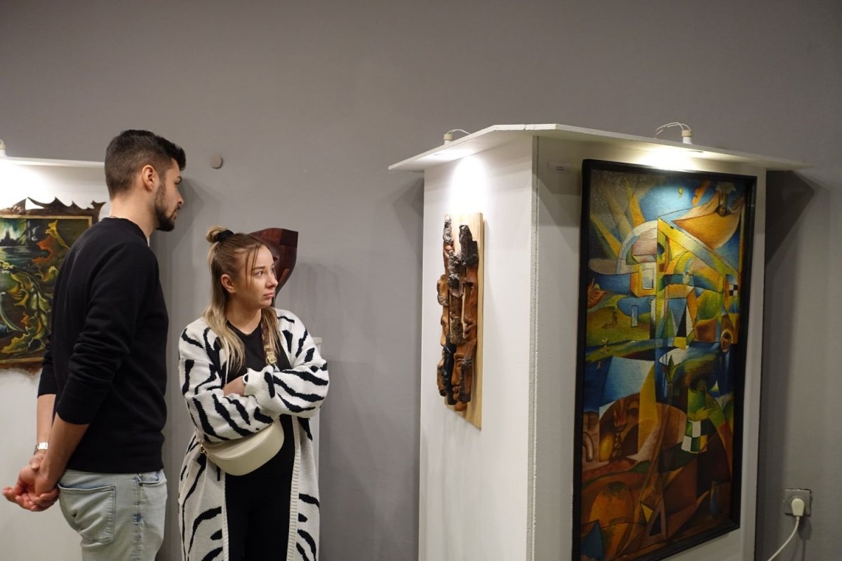artystyczne-talenty-piotra-jezierskiego-122012