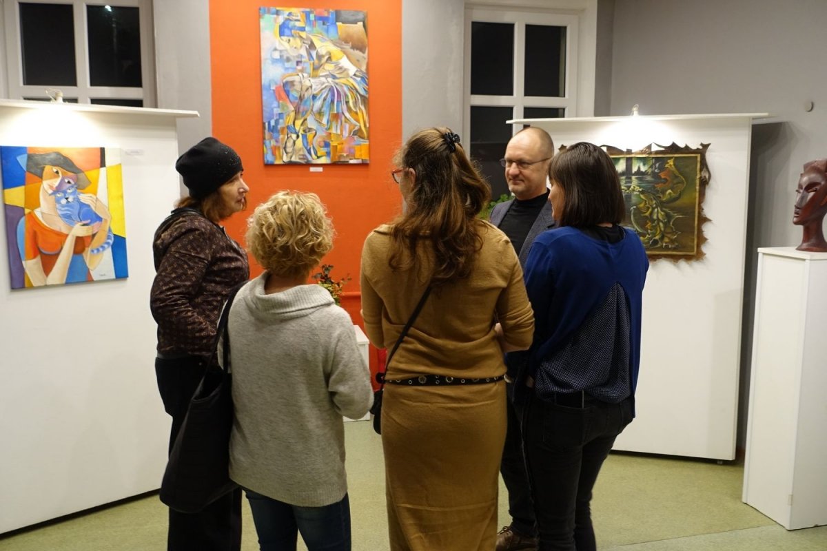 artystyczne-talenty-piotra-jezierskiego-122012