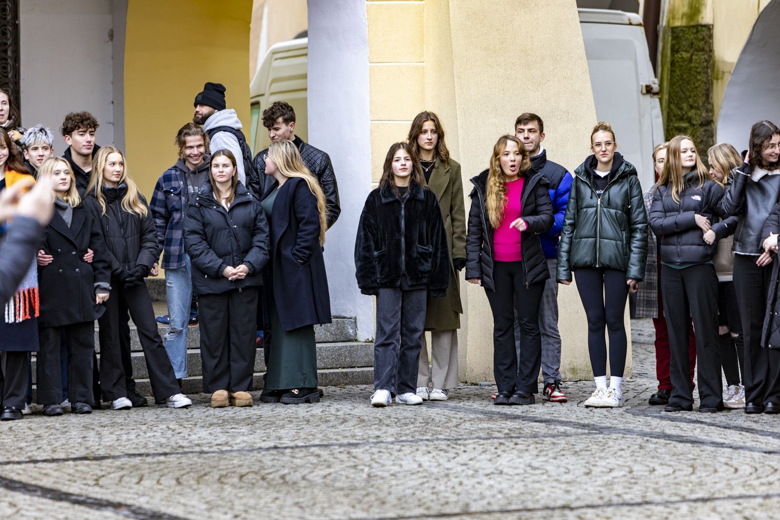 znajdz-siebie-na-zdjeciach-122099