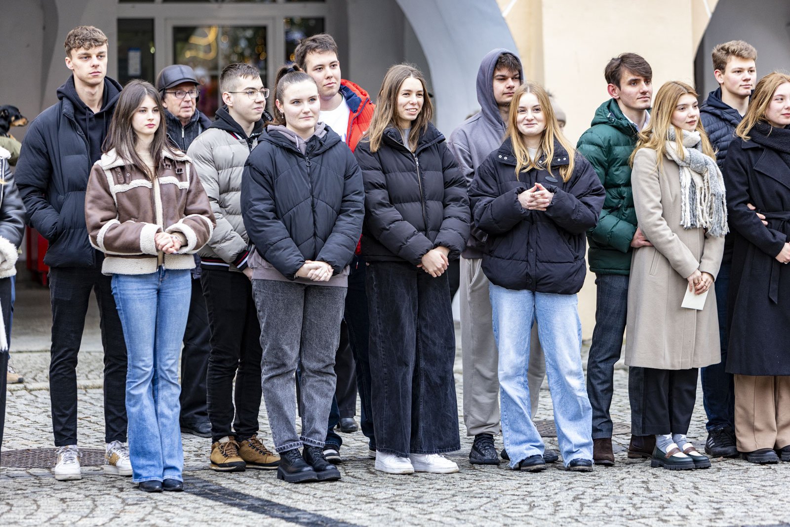 znajdz-siebie-na-zdjeciach-122099