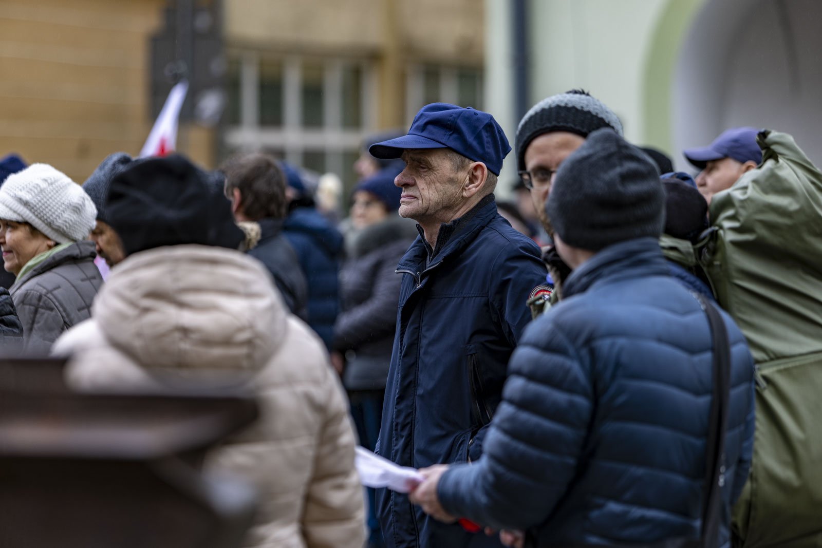 protestuja-w-centrum-miasta-122105