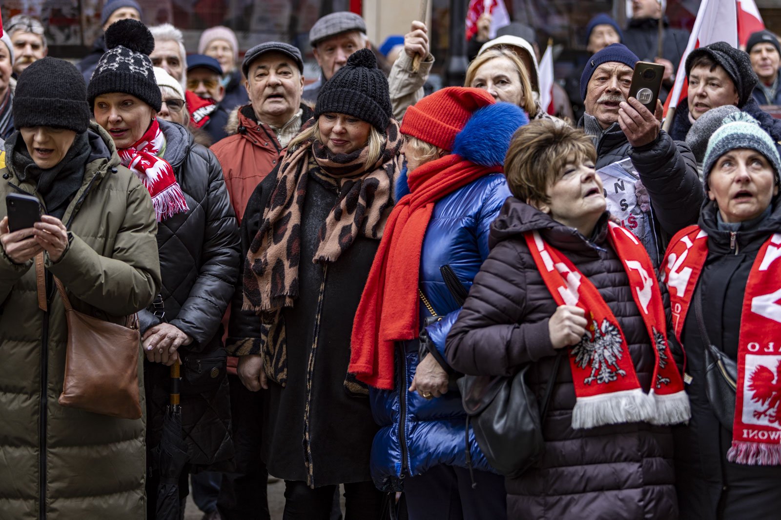 protestuja-w-centrum-miasta-122105
