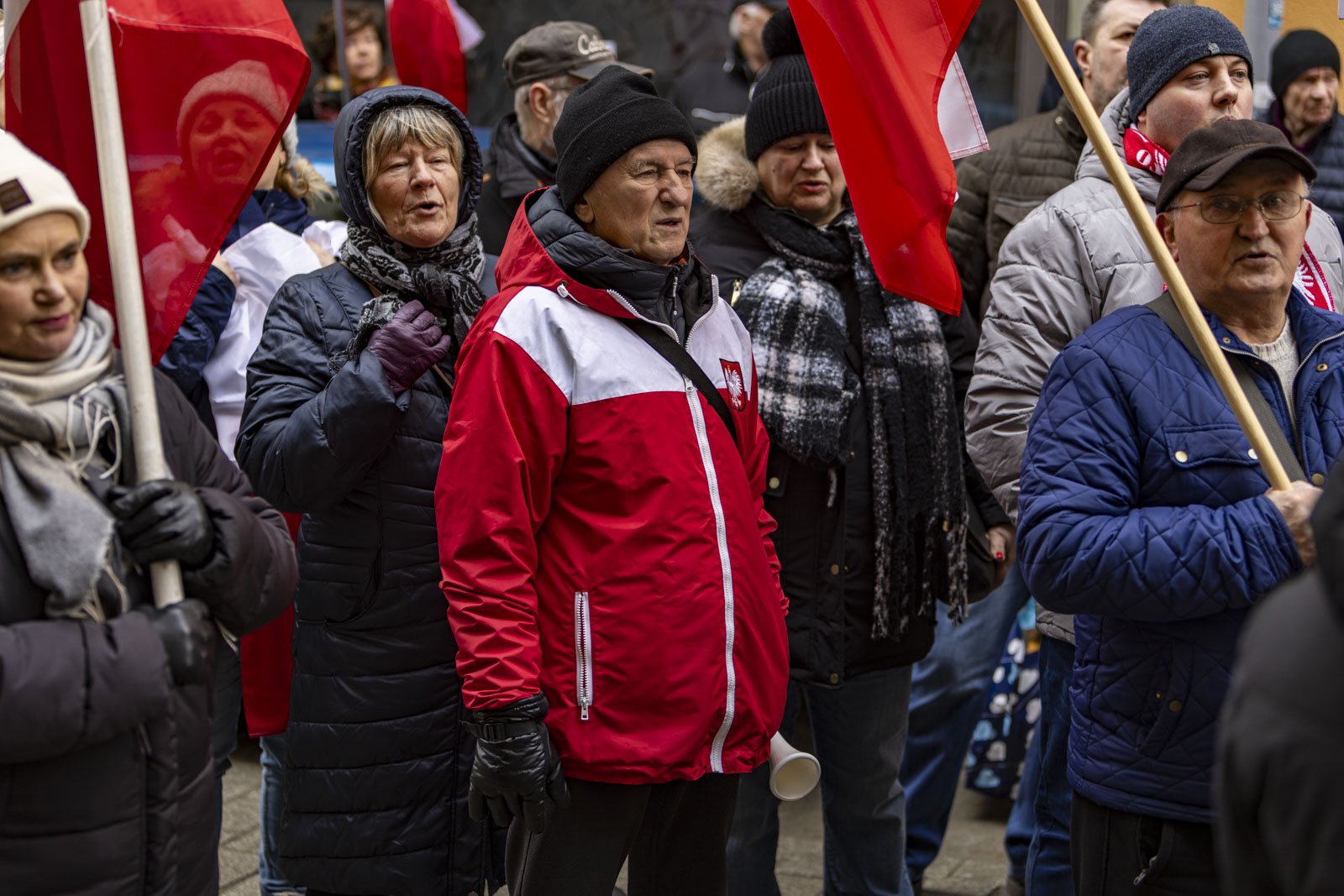 protestuja-w-centrum-miasta-122105