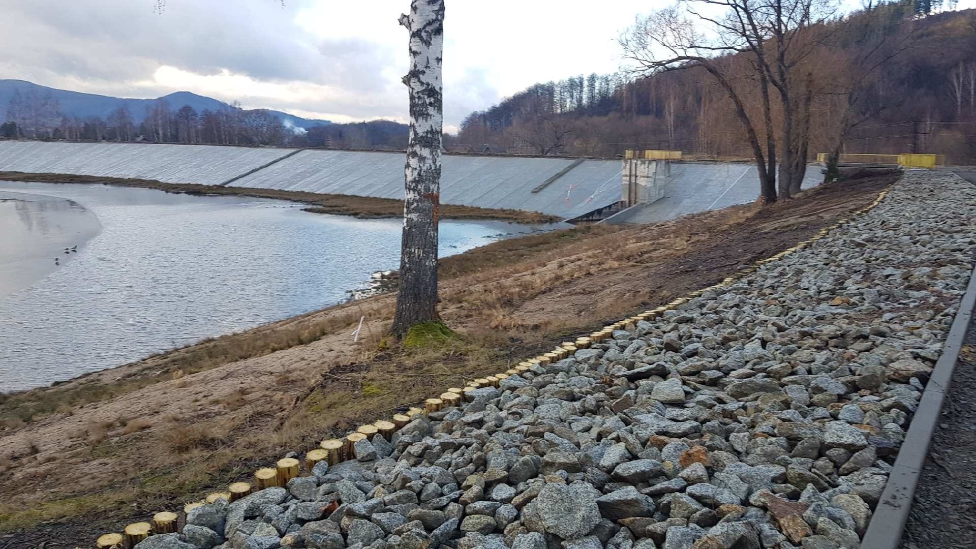 finisz-robot-nad-zalewem-122111