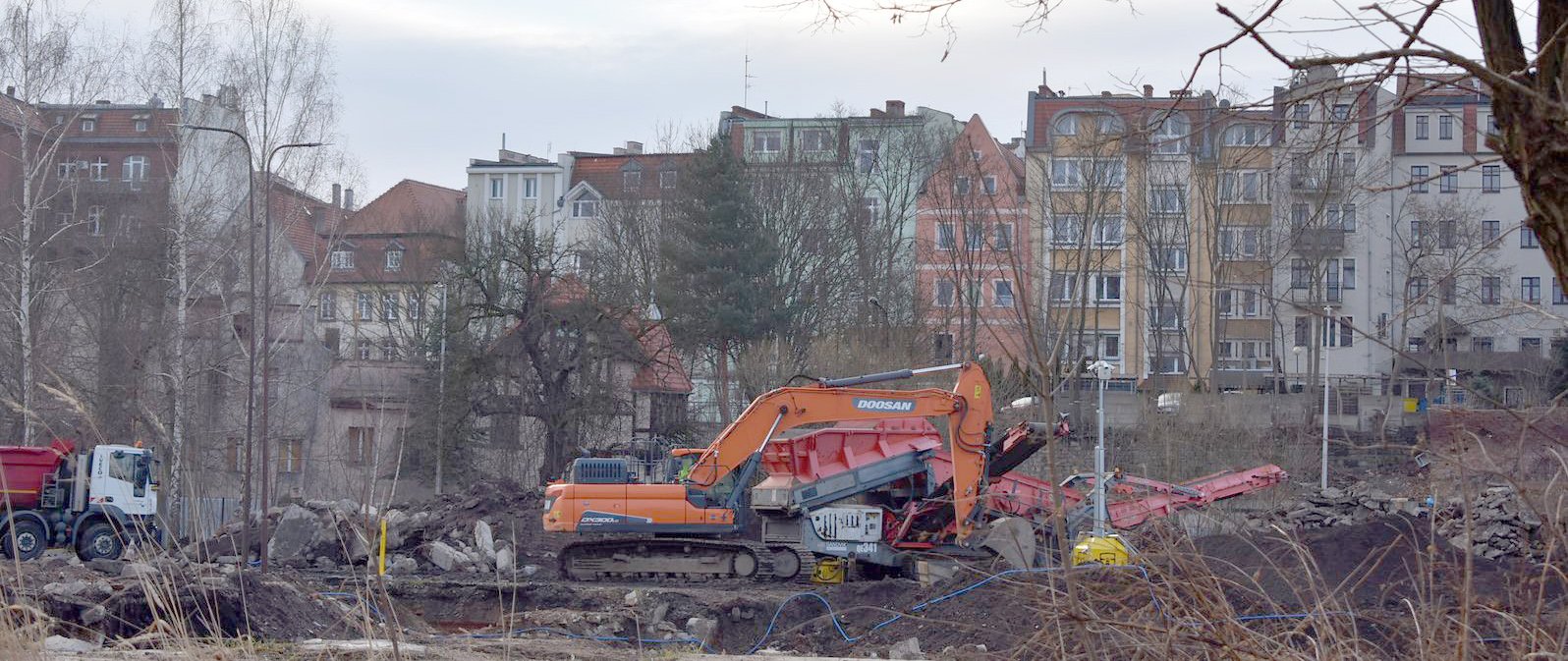 ruch-na-budowie-osiedla-mynowka-122113