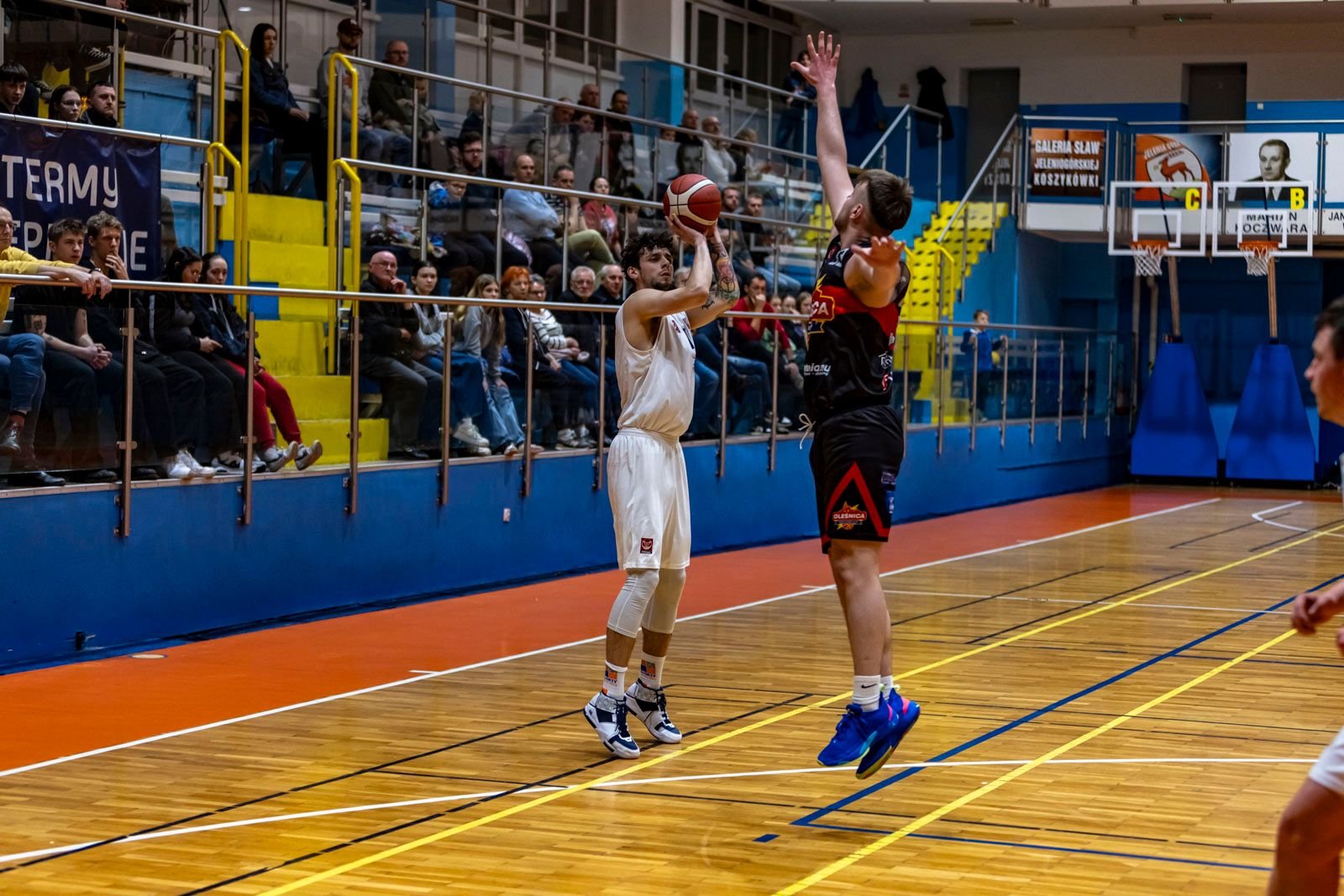awansem-rozbili-ostrowska-stal-122238