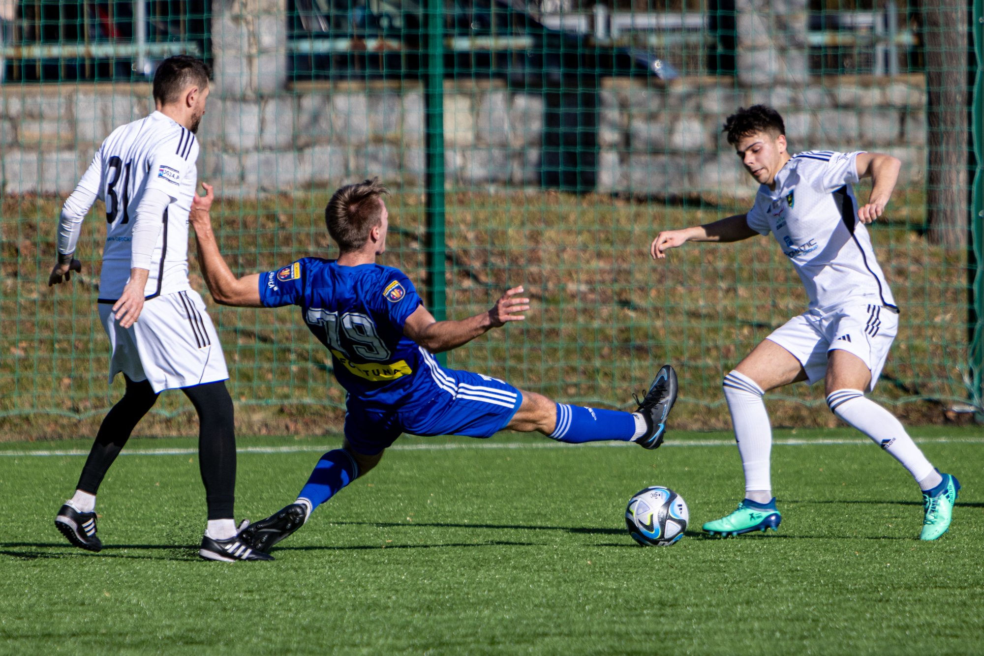 hokejowy-wynik-przy-zotniczej-122281