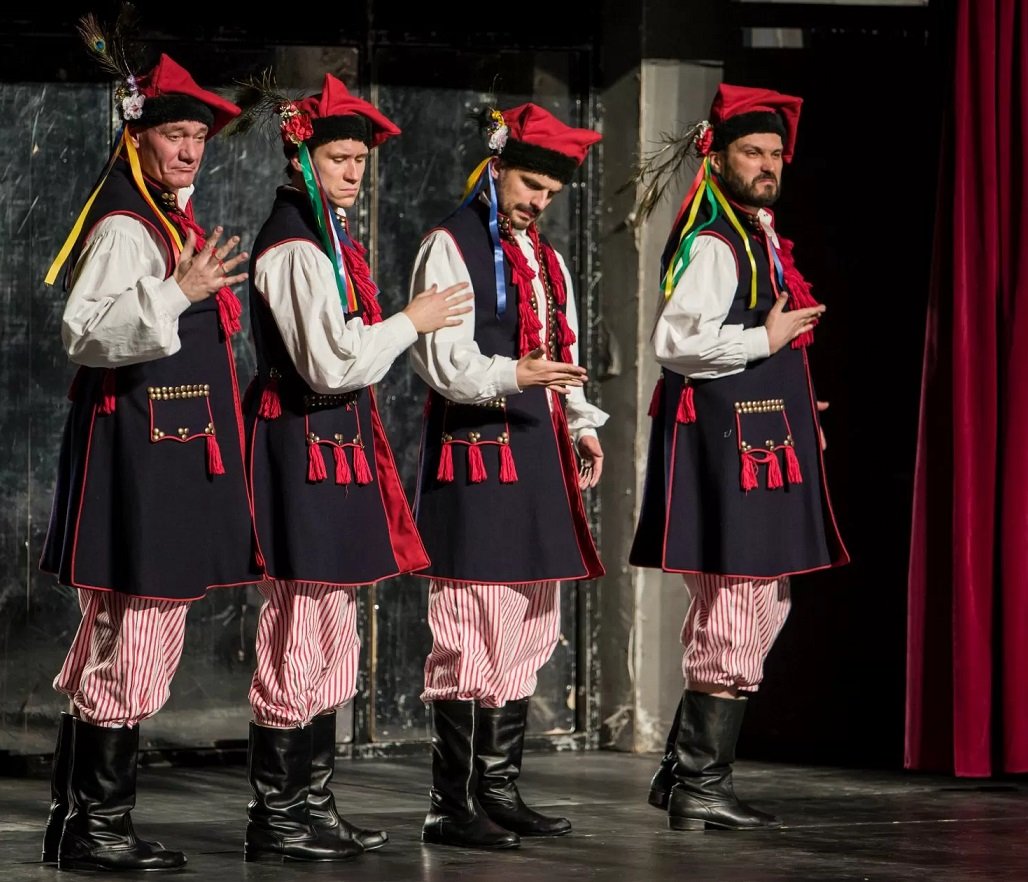 przasni-faceci-i-rozbieranki-po-naszemu-122290