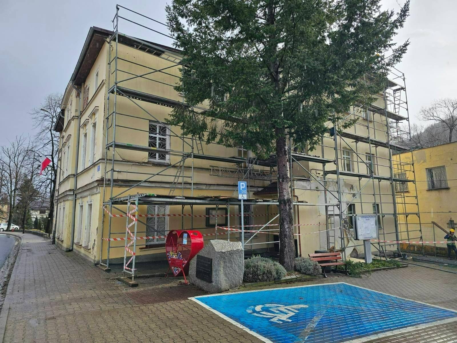 termomodernizacja-budynku-urzedu-miasta-122362