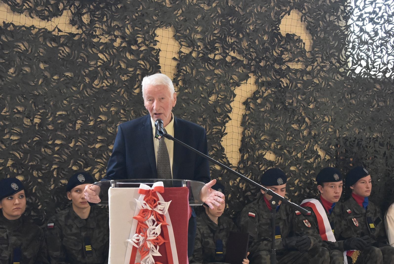 historyczny-dzien-dla-piechowickiej-szkoy-122367
