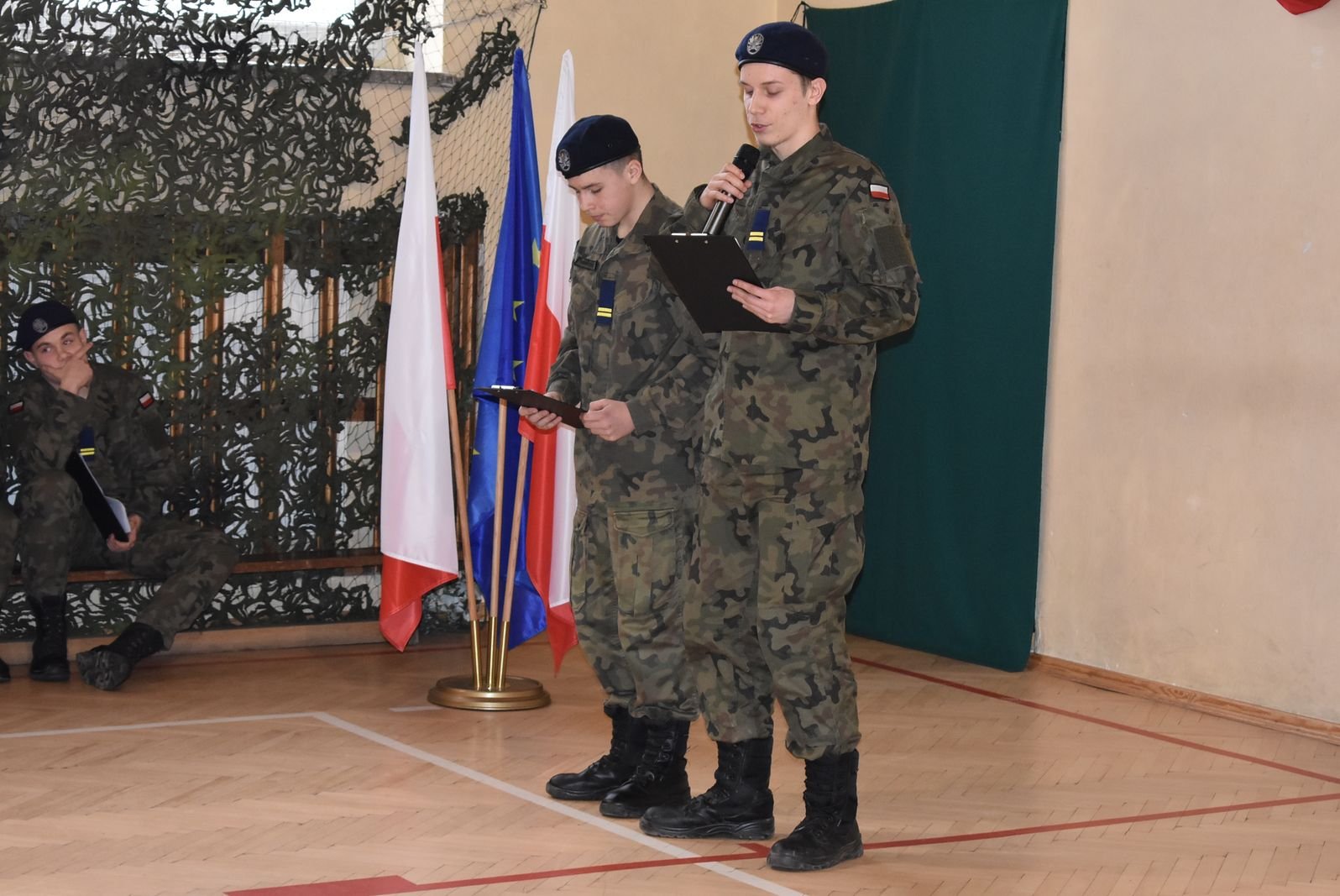 historyczny-dzien-dla-piechowickiej-szkoy-122367