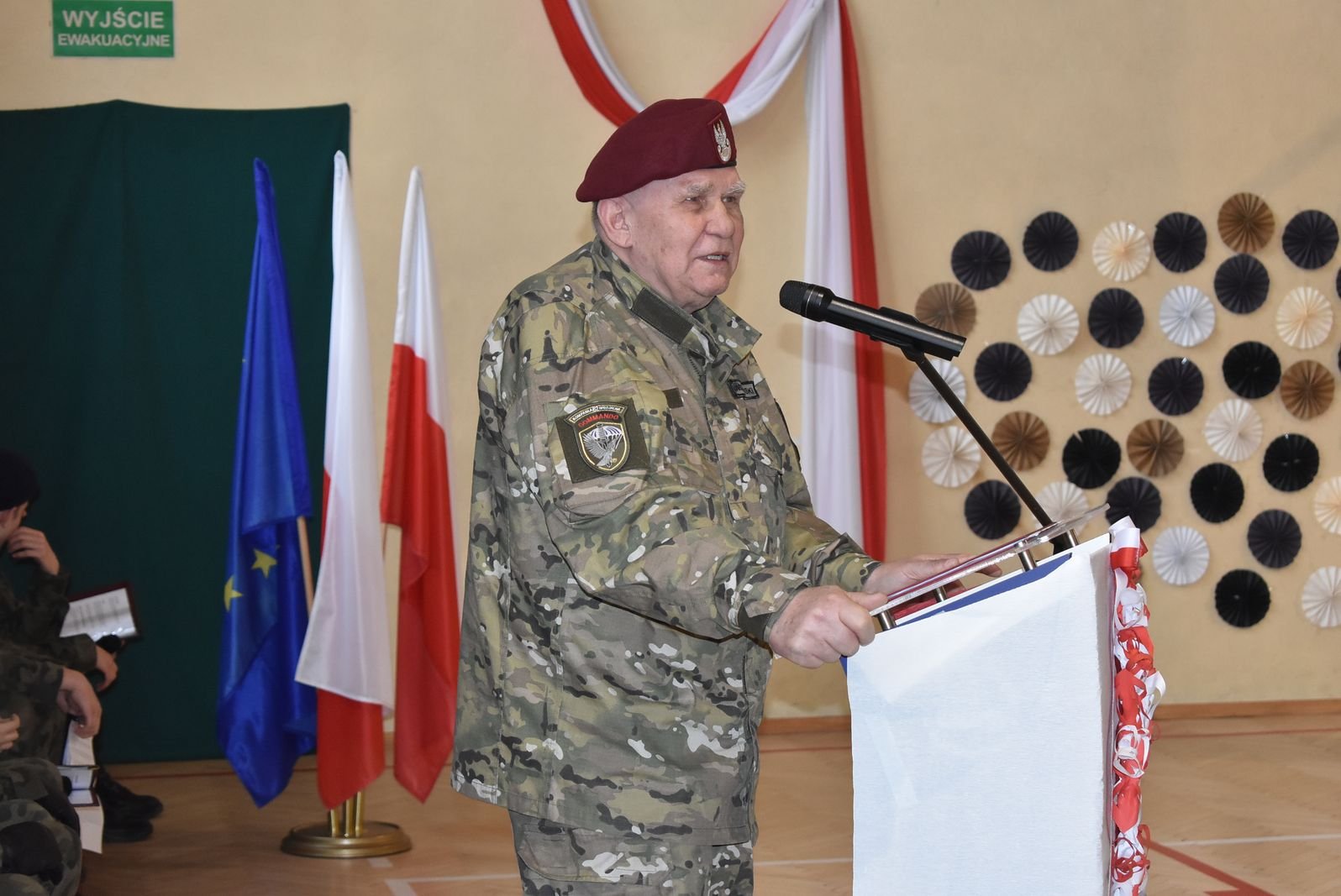 historyczny-dzien-dla-piechowickiej-szkoy-122367