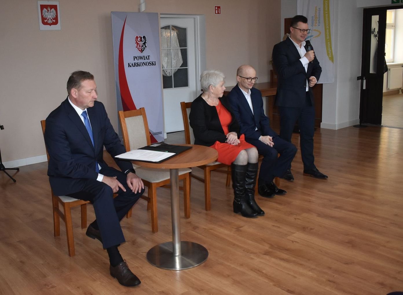 za-nami-karkonoskie-forum-kultury-122410