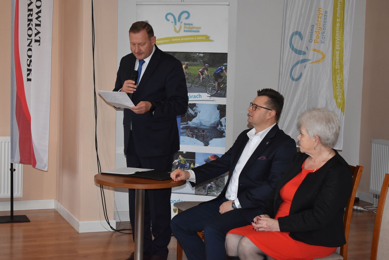 za-nami-karkonoskie-forum-kultury-122410