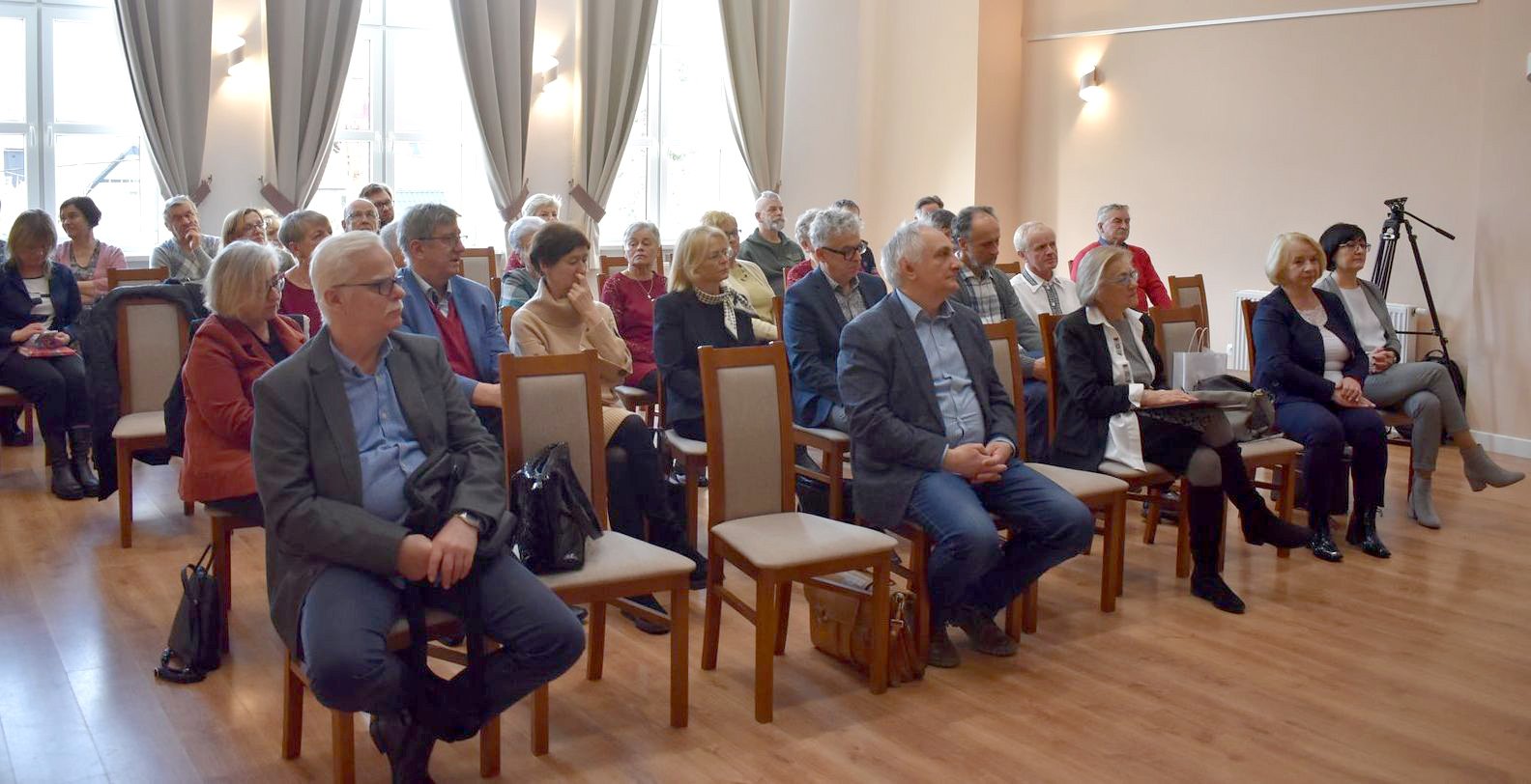 za-nami-karkonoskie-forum-kultury-122410