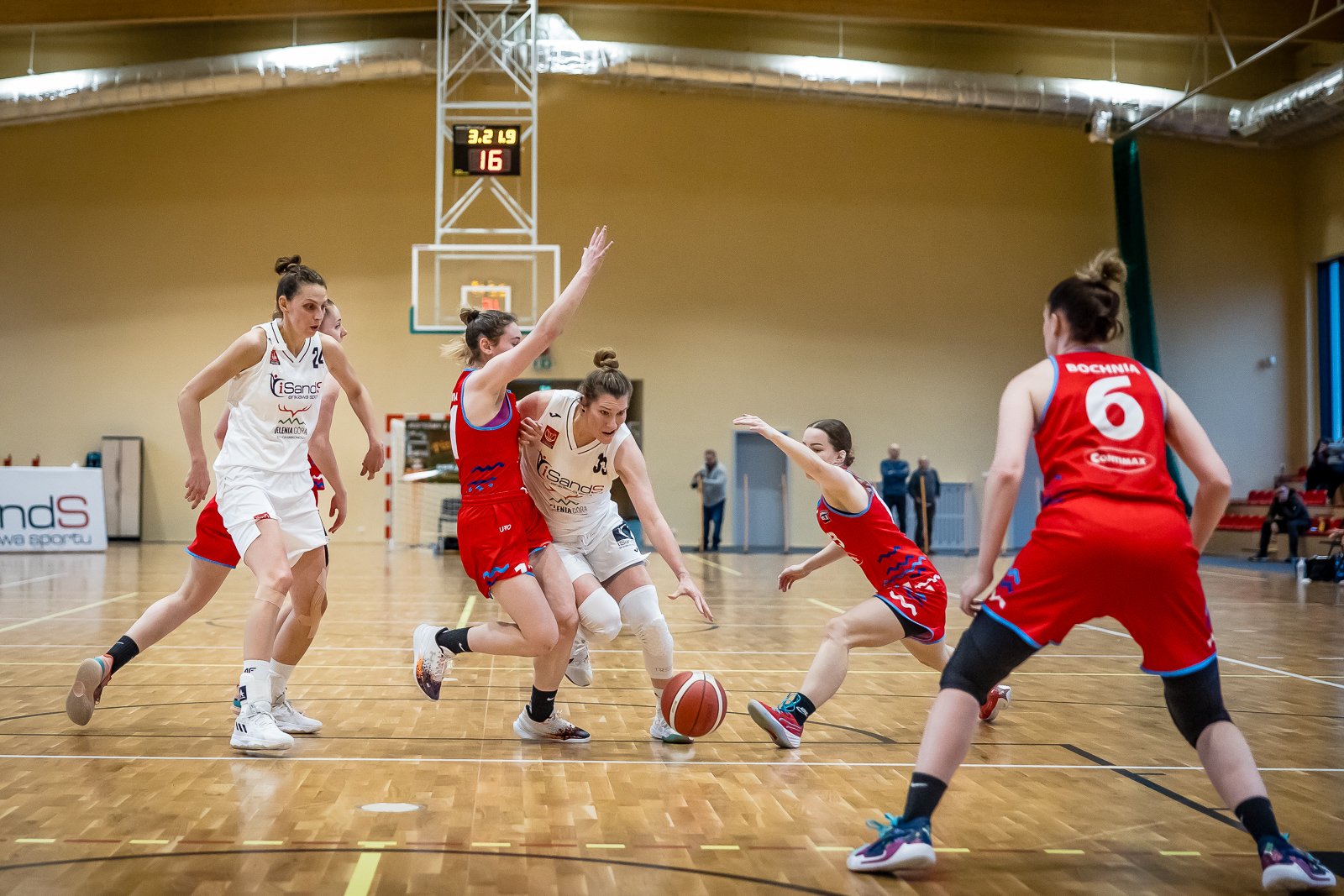 kosztowny-przestoj-w-finaowej-kwarcie-122463