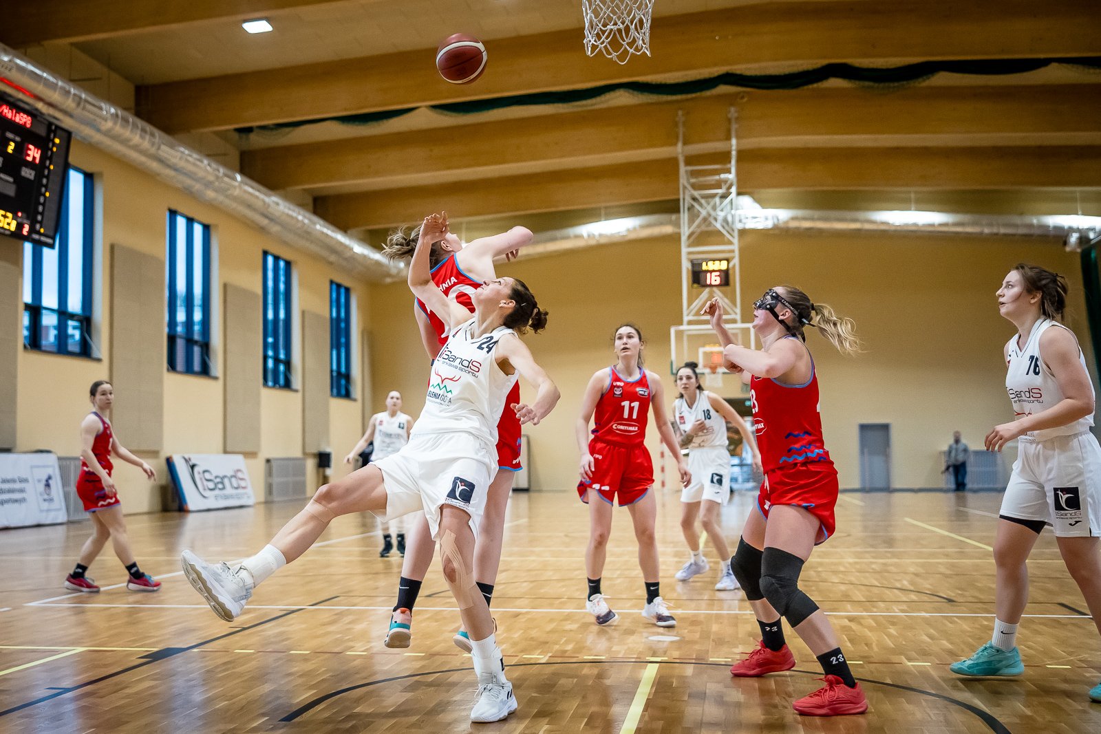 kosztowny-przestoj-w-finaowej-kwarcie-122463