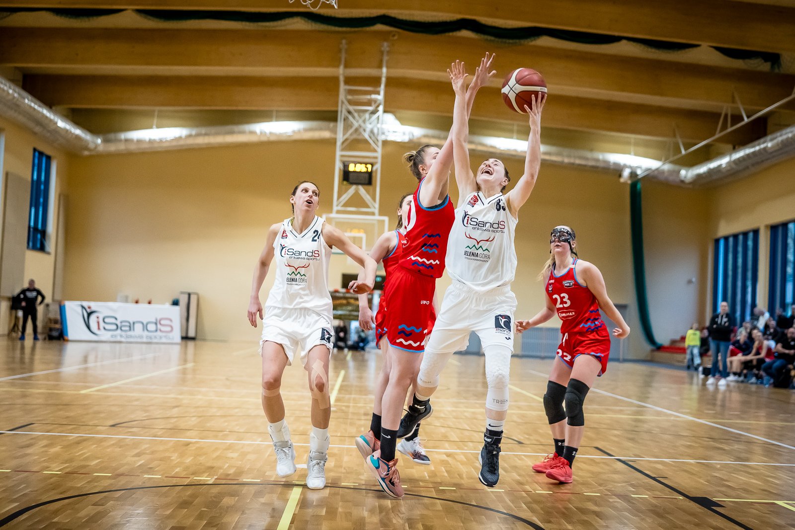 kosztowny-przestoj-w-finaowej-kwarcie-122463