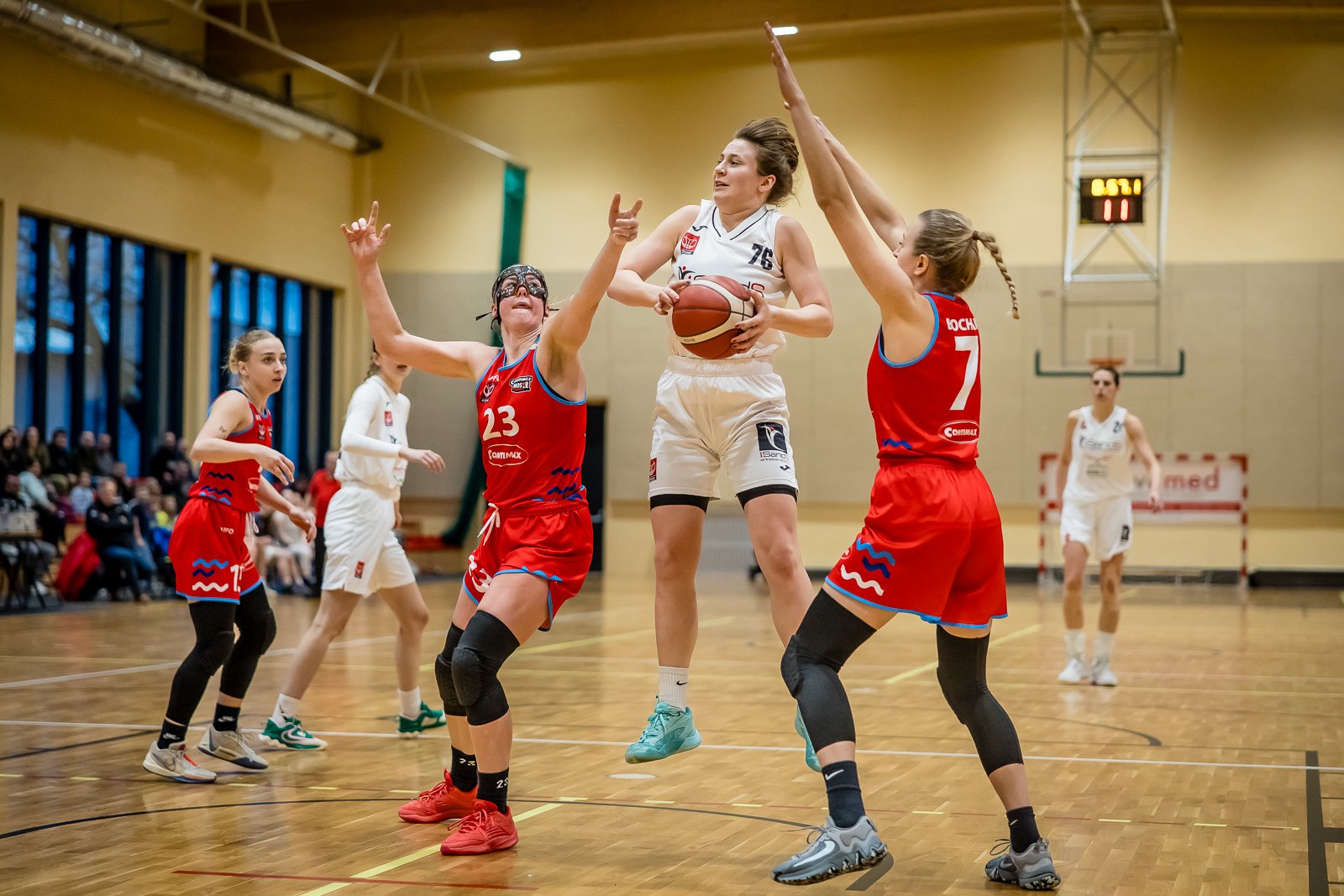 kosztowny-przestoj-w-finaowej-kwarcie-122463