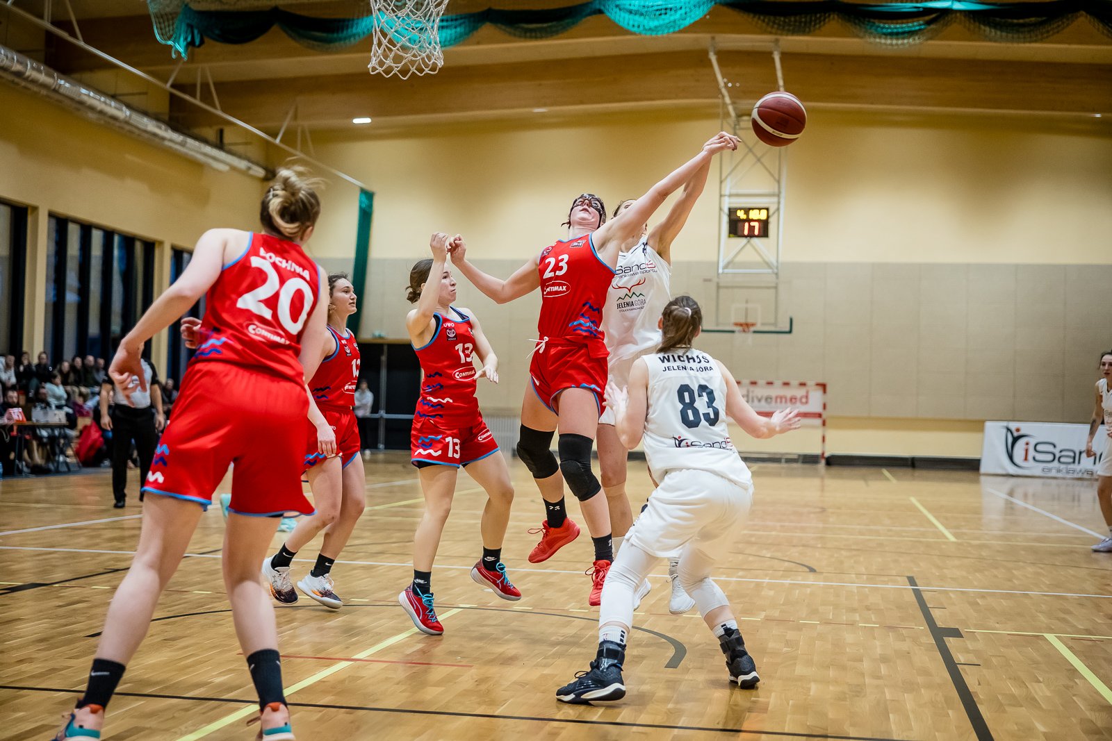 kosztowny-przestoj-w-finaowej-kwarcie-122463