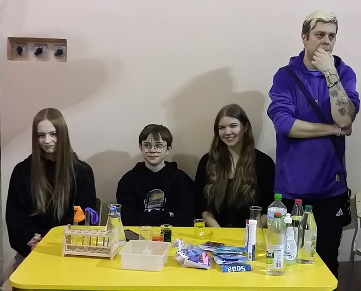 siodemka-otworzya-drzwi-pierwszakom-122603