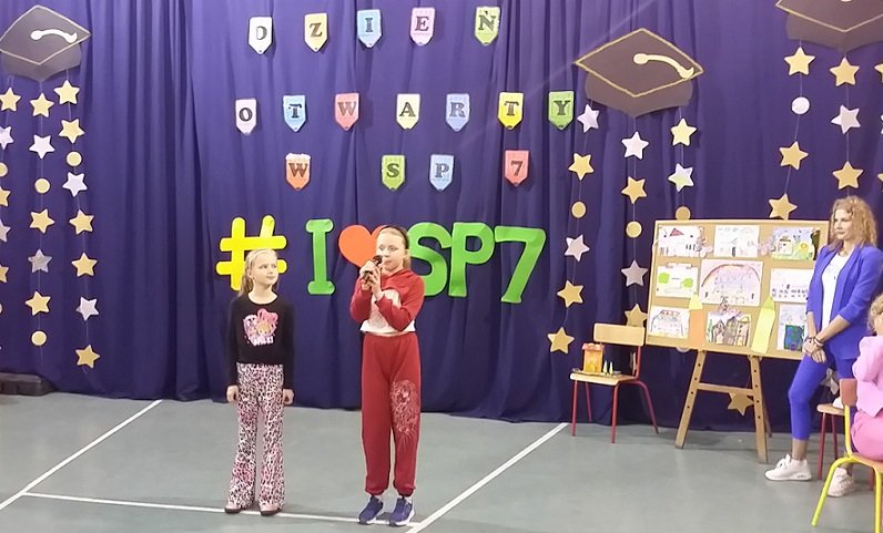 siodemka-otworzya-drzwi-pierwszakom-122603