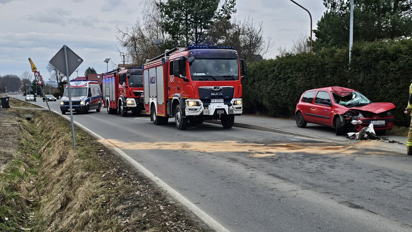 zderzenie-3-aut-122676