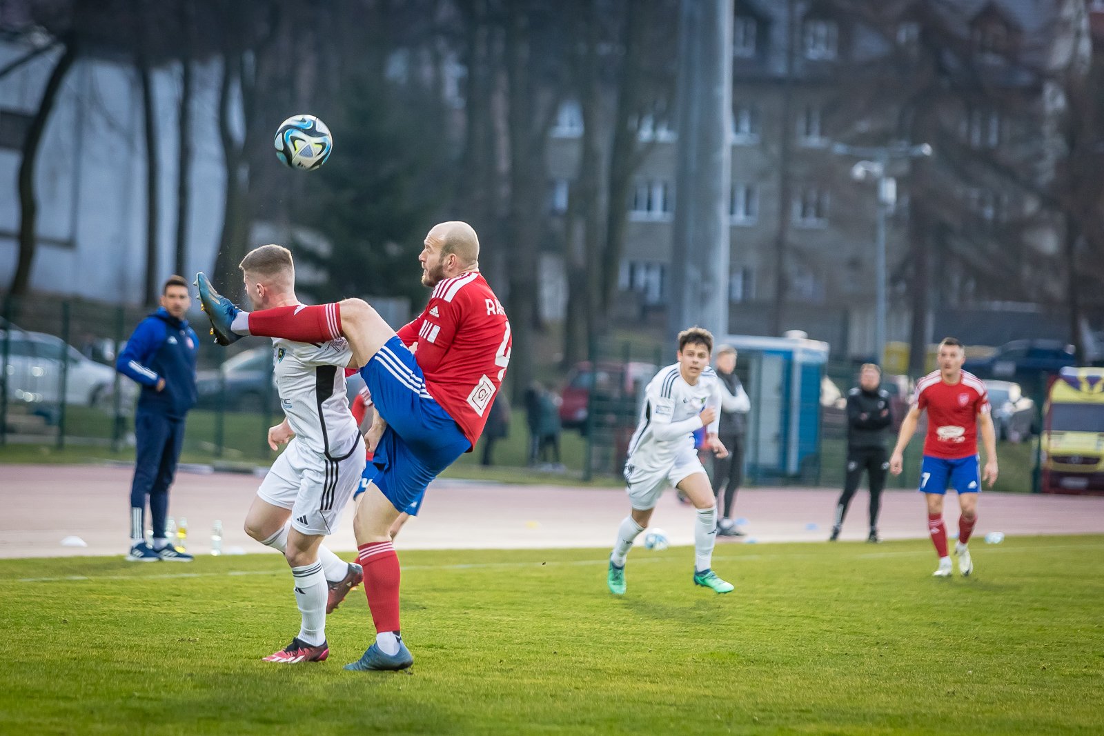 falstart-na-inauguracje-wiosny-122810