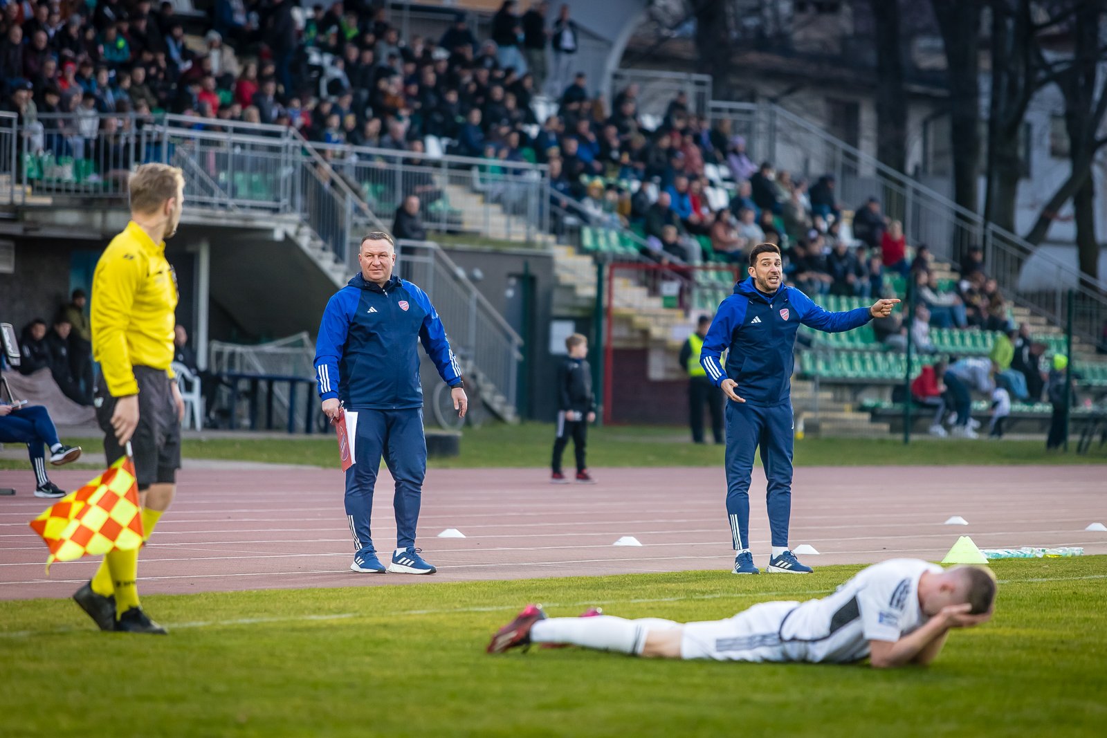 falstart-na-inauguracje-wiosny-122810