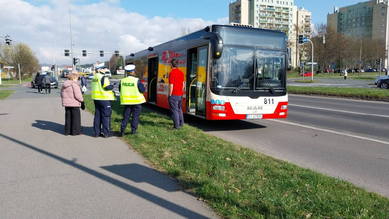 autobus-z-osobowym-122838